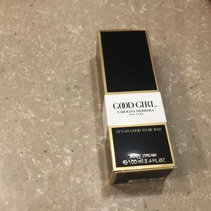 Carolina Herrera good girl body cream